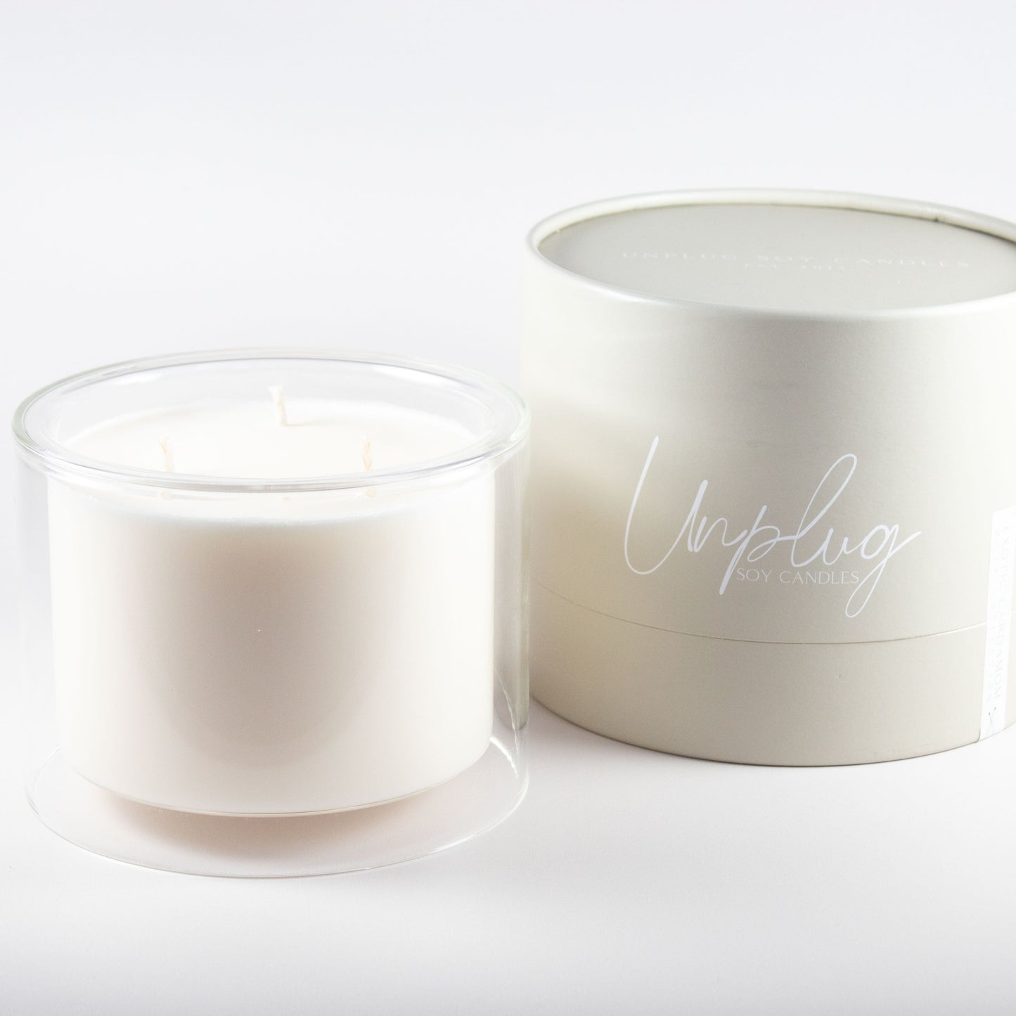 Unplug Mysa Lagom candle – small-batch soy candle in signature vessel